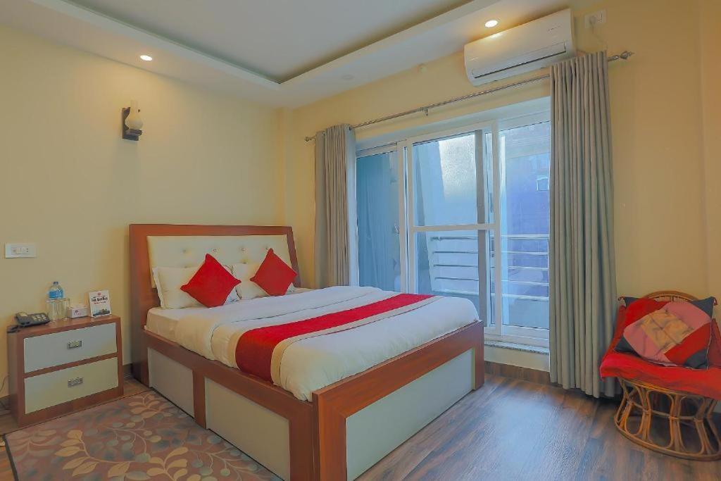 Hotel Tiktok Катманду Экстерьер фото