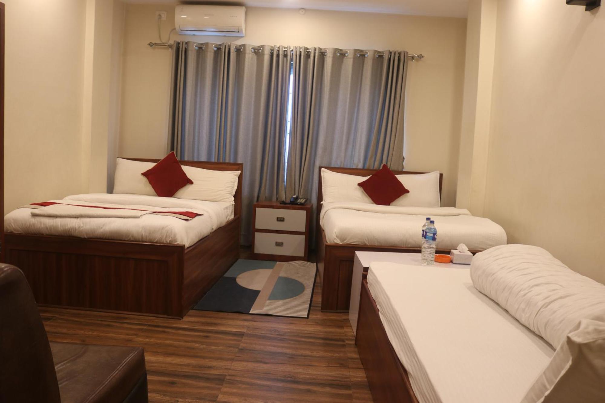 Hotel Tiktok Катманду Экстерьер фото